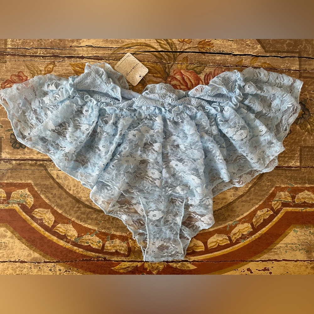 🦋Intimately Free People Micro Shorts
